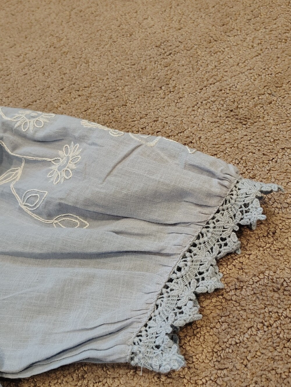 Embroidered Cropped Cotton Top With Lace Trim - Picture 8 of 12